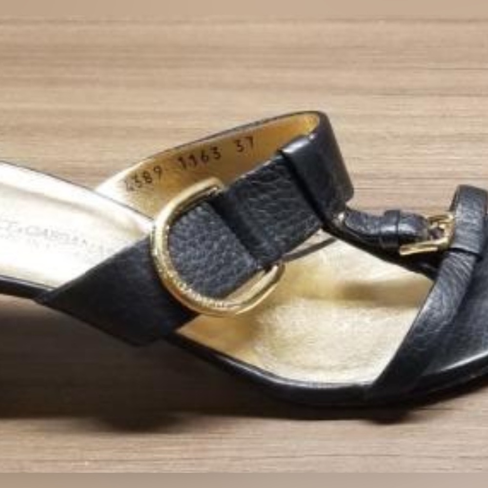Dolce & Gabbana Black and Gold Heels - Picture 9 of 12